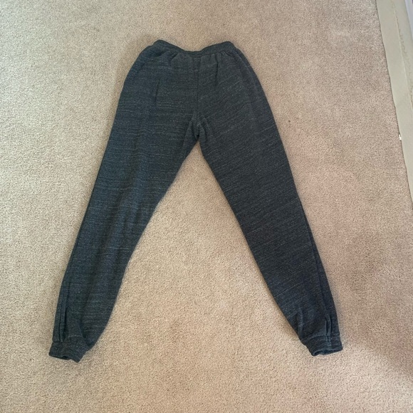 Brandy Melville sweatpants/joggers - Picture 3 of 4